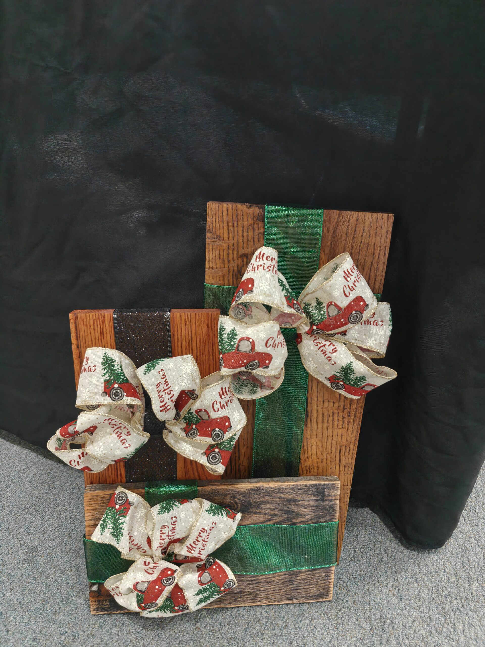 Merry Christmas Plank Presents