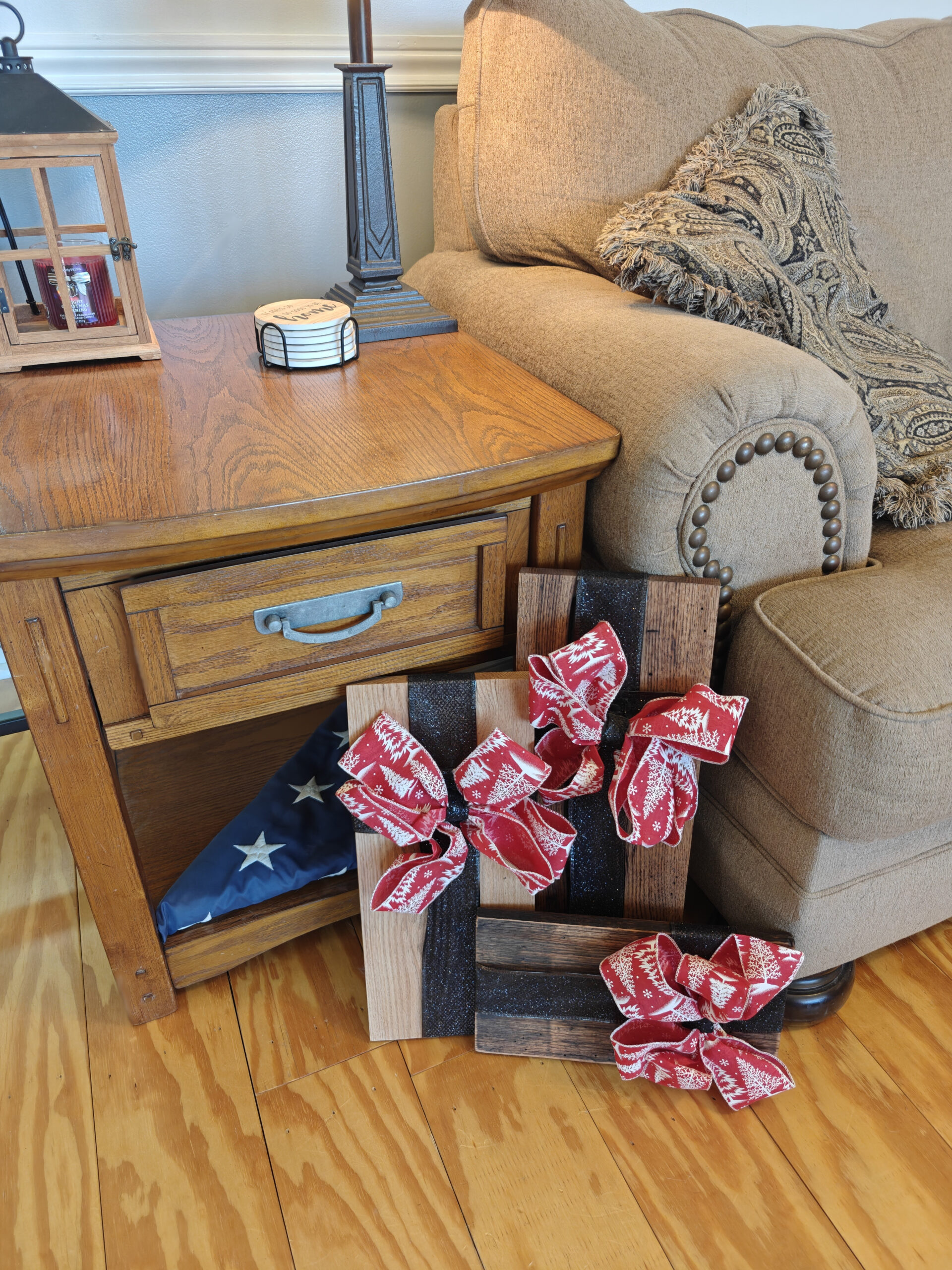 Boxes & Bows - Image 5